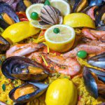 Paella z owocami morza - zrób to sam!